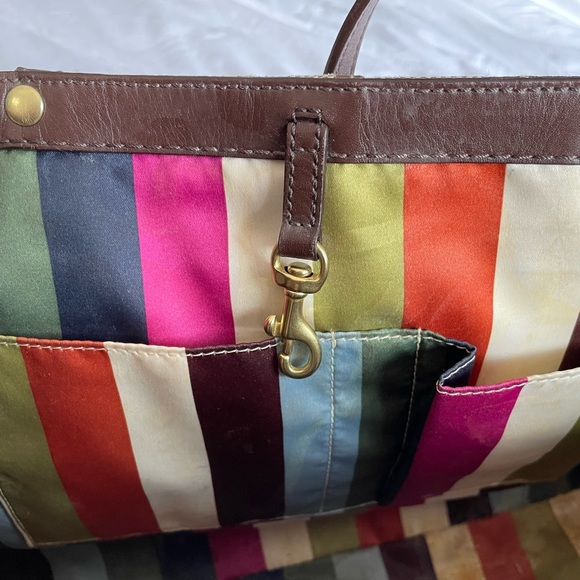 2007 almost vintage Coach Bag. Brown/Beige outside, striped colour inside - Picture 9 of 12